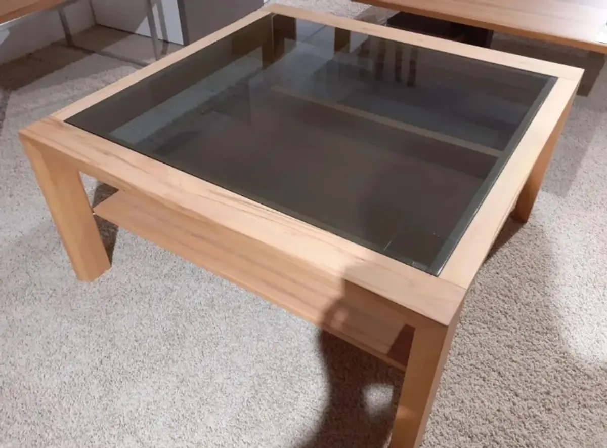 Decker Couchtisch - Ausstellungsstück in Wagenhofen